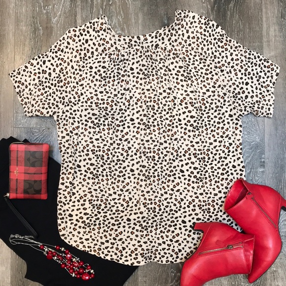 Daytrip by Buckle Animal Print Blouse - Picture 2 of 6